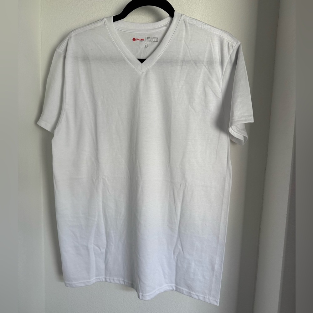 Pacer Classic White V-Neck Men's Shirt size L new without tags